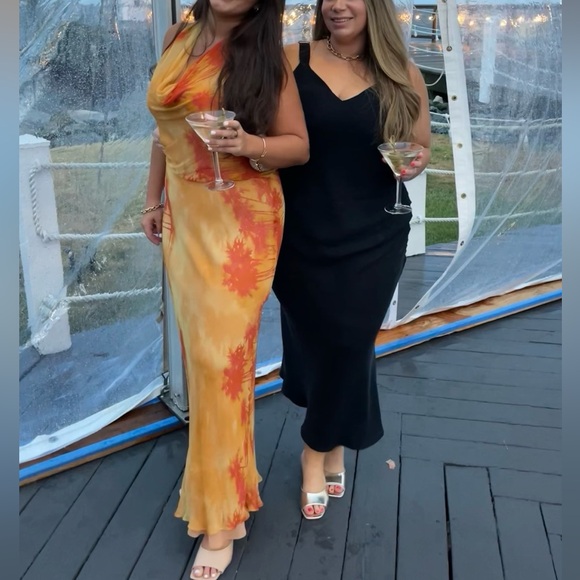 Lovers and Friends Raven Maxi Dress - Picture 4 of 6